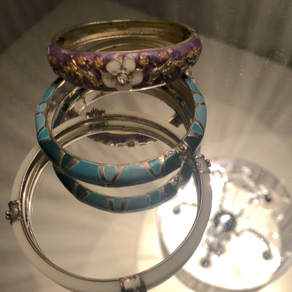 Vintage Bangles - Picture 3 of 3